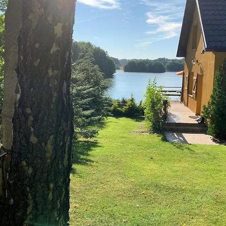 Semesterbostad On Marchowo With Terrace Koleczkowo