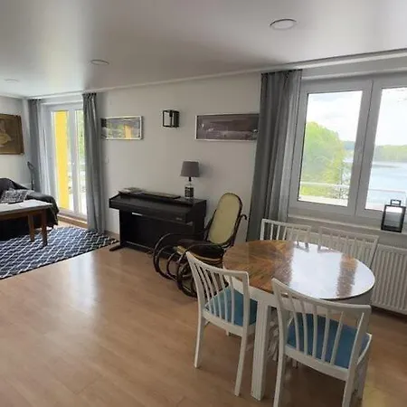 On Marchowo With Terrace Holiday home Koleczkowo