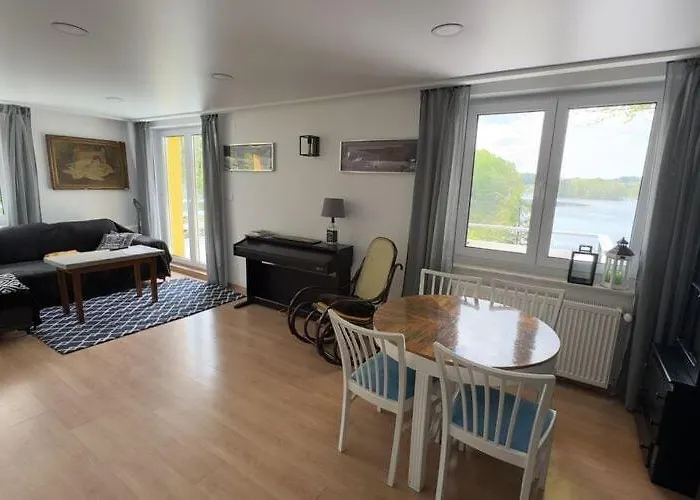 On Marchowo With Terrace Semesterbostad Koleczkowo